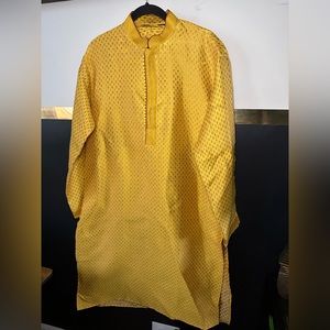 Men's Yellow Kurta with Subtle Pattern